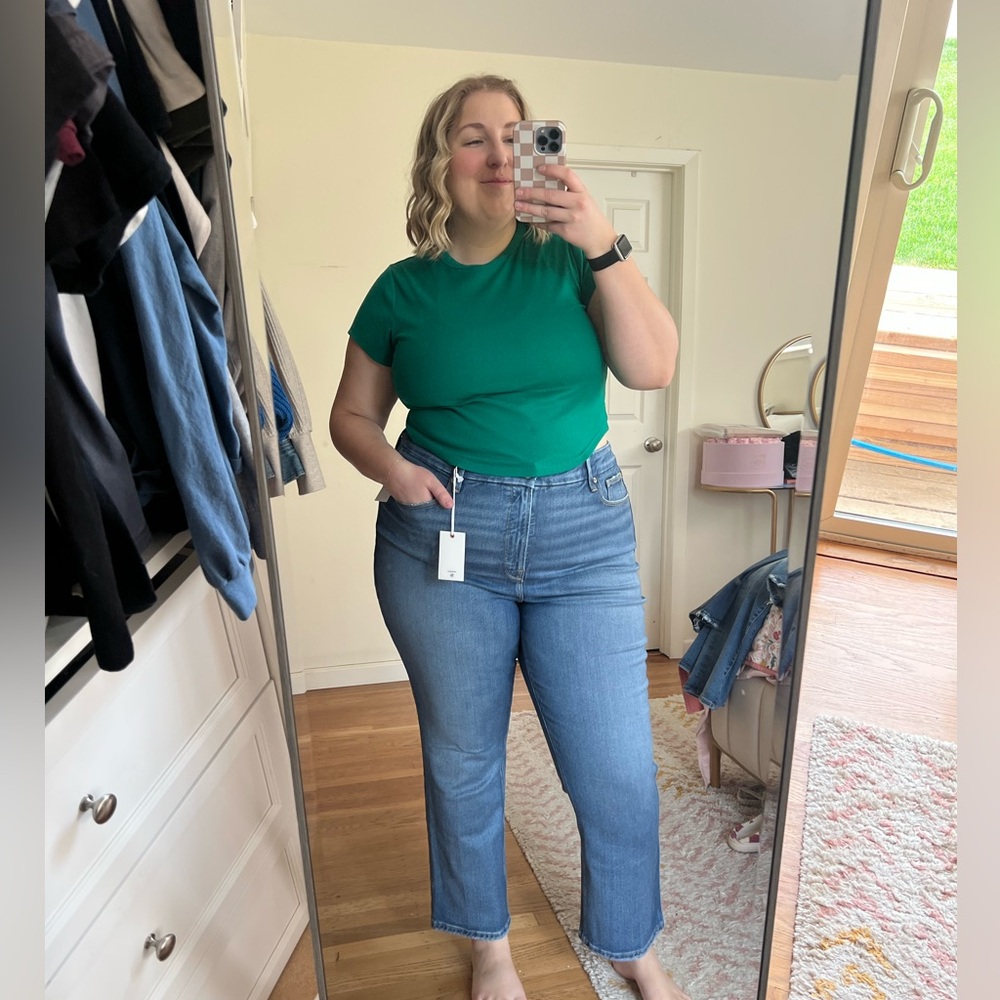 Good American Soft-Tech Good Legs Straight Jean